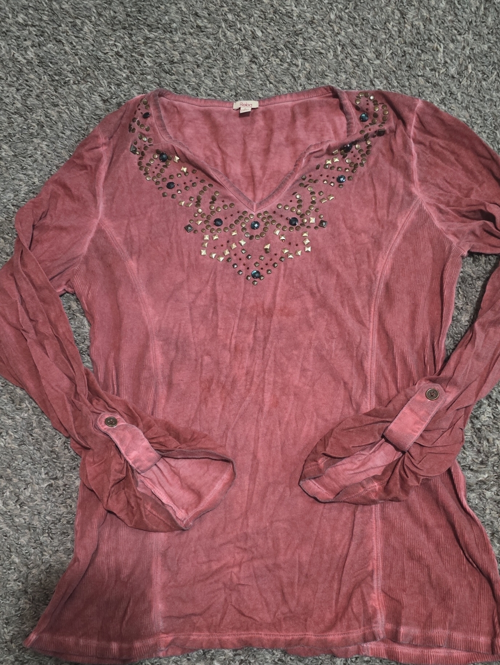 Reba Women's Embellished V-Neck Long Sleeve Top - Dusty Rose